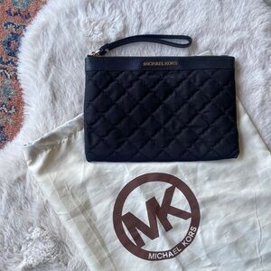 Michael Kors black clutch bag quilted nylon bag wristlet wallet night out 10 x 7